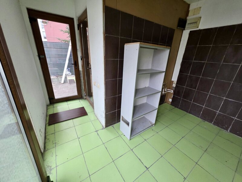 Splaiul Unirii, Marasesti Camera de Comert, strada Intre Garle