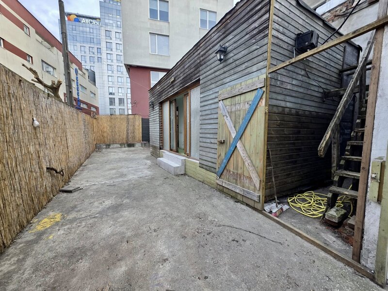 Splaiul Unirii, Marasesti Camera de Comert, strada Intre Garle